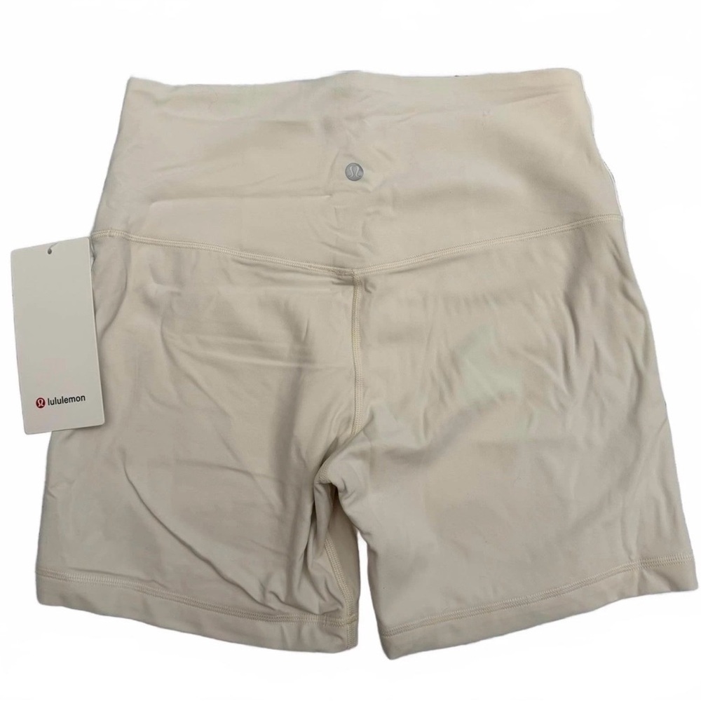 NWT Lululemon Align High-Rise Side-Stripe Short 6" Light Ivory/White Size 10 - Picture 4 of 7